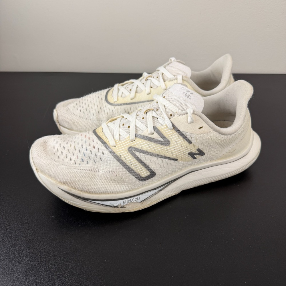 New Balance FuelCell Rebel Running Shoes Men's 9 Cream Gray Athletic MFCXMW3